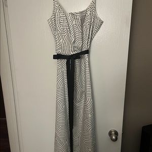 Vintage ankle length jessica Howard polka dot dress. Runs small